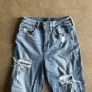 Hollister Ultra High Rise Vintage Straight - Distressed Blue Women's Jeans Sz 1R
